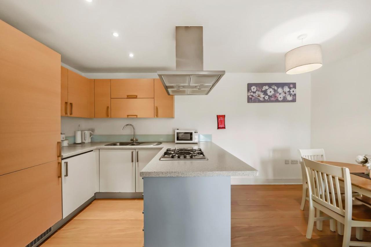 Luxnightzz - Two Bed - Close To North Station And Hospital Colchester Extérieur photo